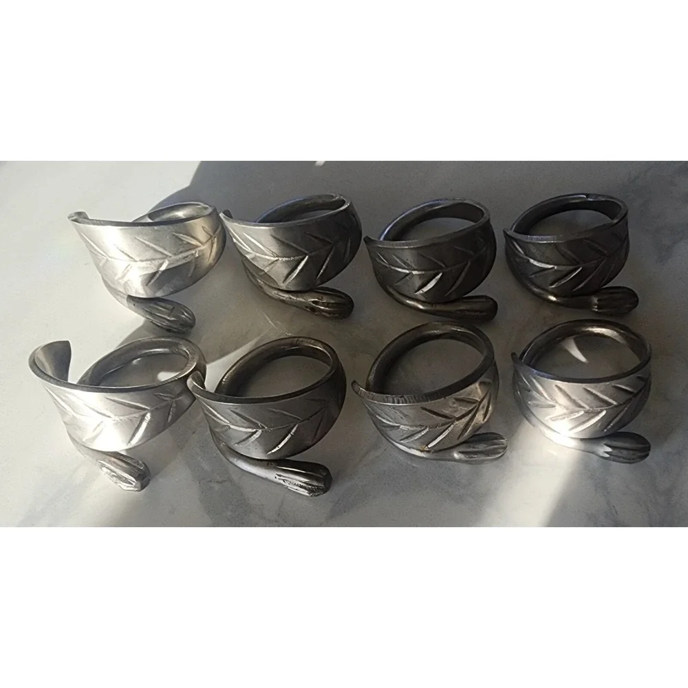 Silver Pewter Metal Leaf Wrap‎ Napkin Rings Set Of 8 Kemp & Beatley?